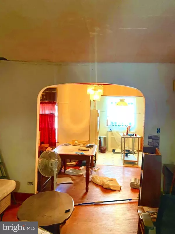 Philadelphia, PA 19142,2913 S 62ND ST