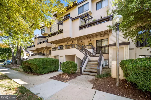 Gaithersburg, MD 20886,18429 BISHOPSTONE CT #51