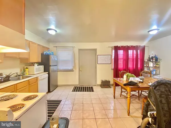 Philadelphia, PA 19122,2104 N 11TH ST