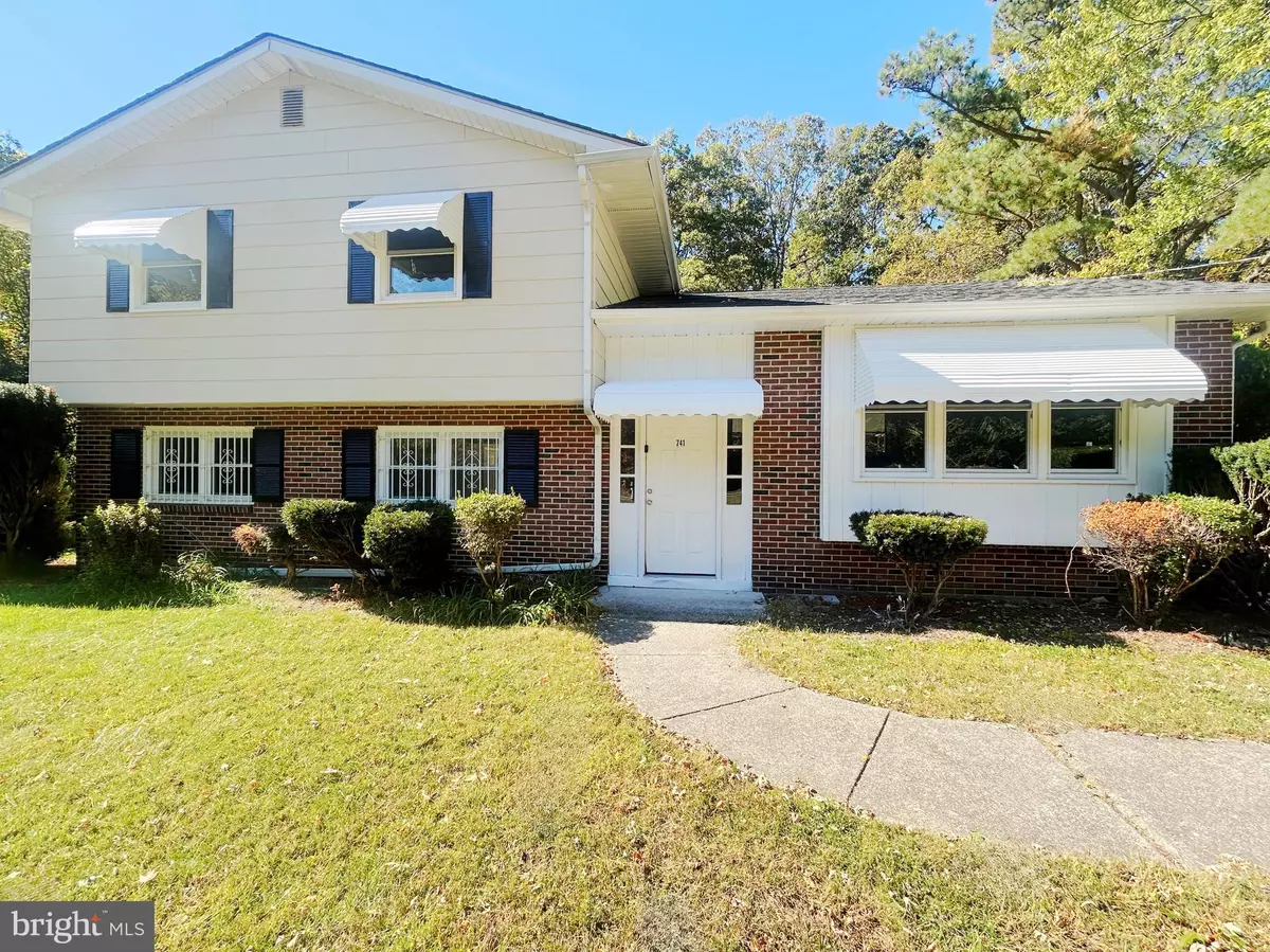 Williamstown, NJ 08094,741 N TUCKAHOE RD