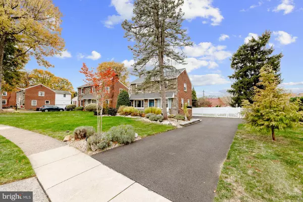 70 MEETINGHOUSE LN, Springfield, PA 19064