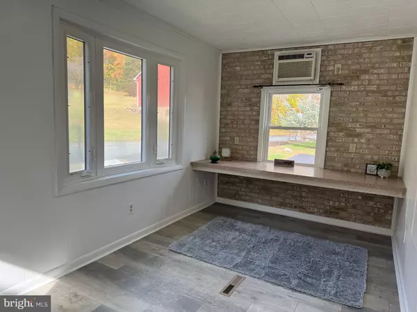 Reading, PA 19606,111 W 33RD ST