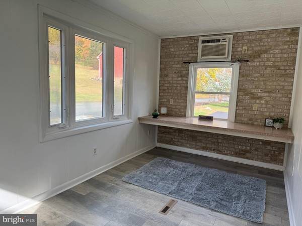 Reading, PA 19606,111 W 33RD ST