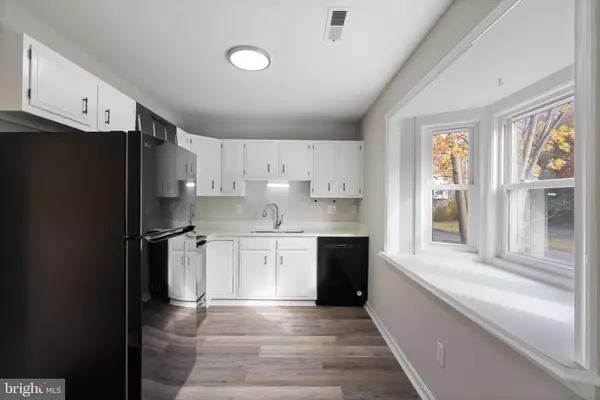 Fredericksburg, VA 22405,623 OLDE FORGE DR