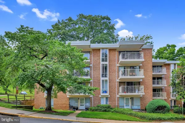 Alexandria, VA 22303,2630 FORT FARNSWORTH RD #154