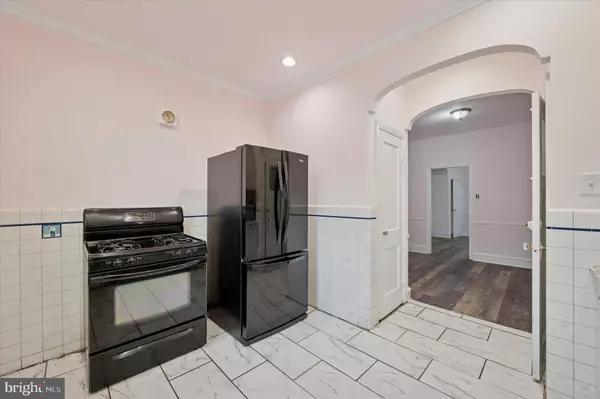 Philadelphia, PA 19141,6228 OLD YORK RD