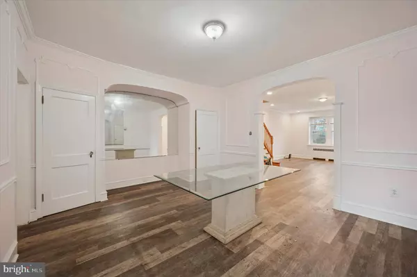 Philadelphia, PA 19141,6228 OLD YORK RD