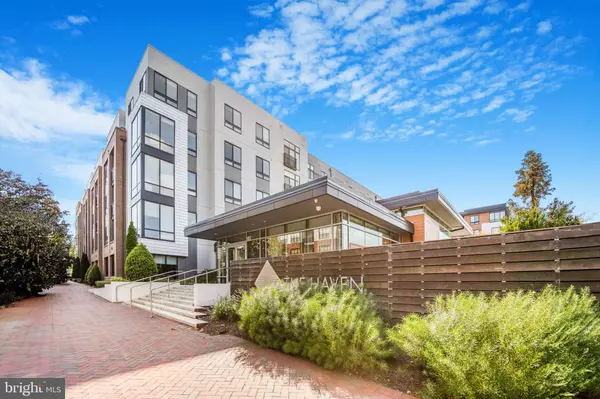 145 RIVERHAVEN DR #422, Oxon Hill, MD 20745