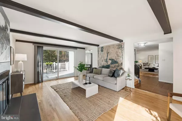 Reston, VA 20191,11234 HUNTING HORN LN