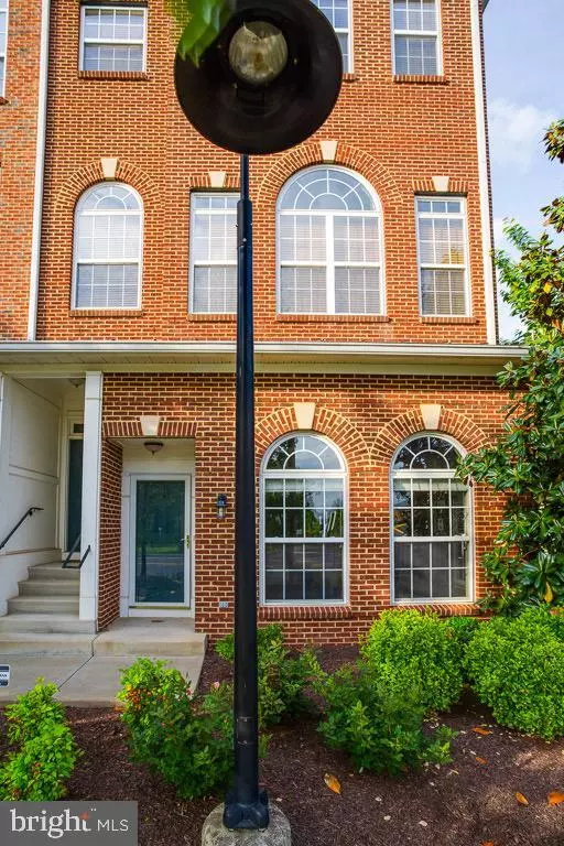 Haymarket, VA 20169,15426 ROSEMONT MANOR DR