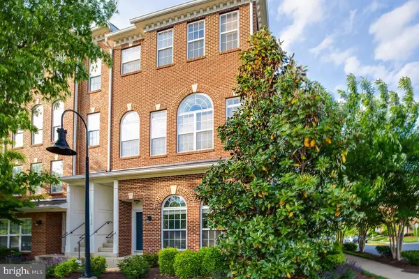 Haymarket, VA 20169,15426 ROSEMONT MANOR DR