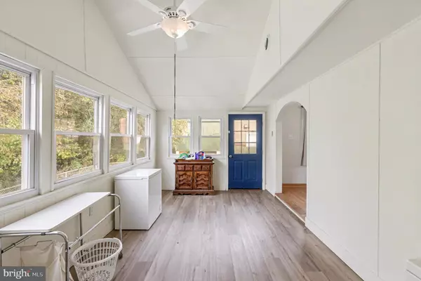 Strasburg, VA 22657,289 LOCUST DR