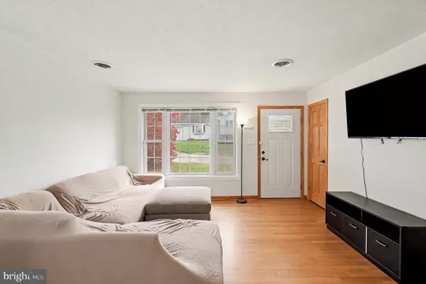 Strasburg, VA 22657,289 LOCUST DR