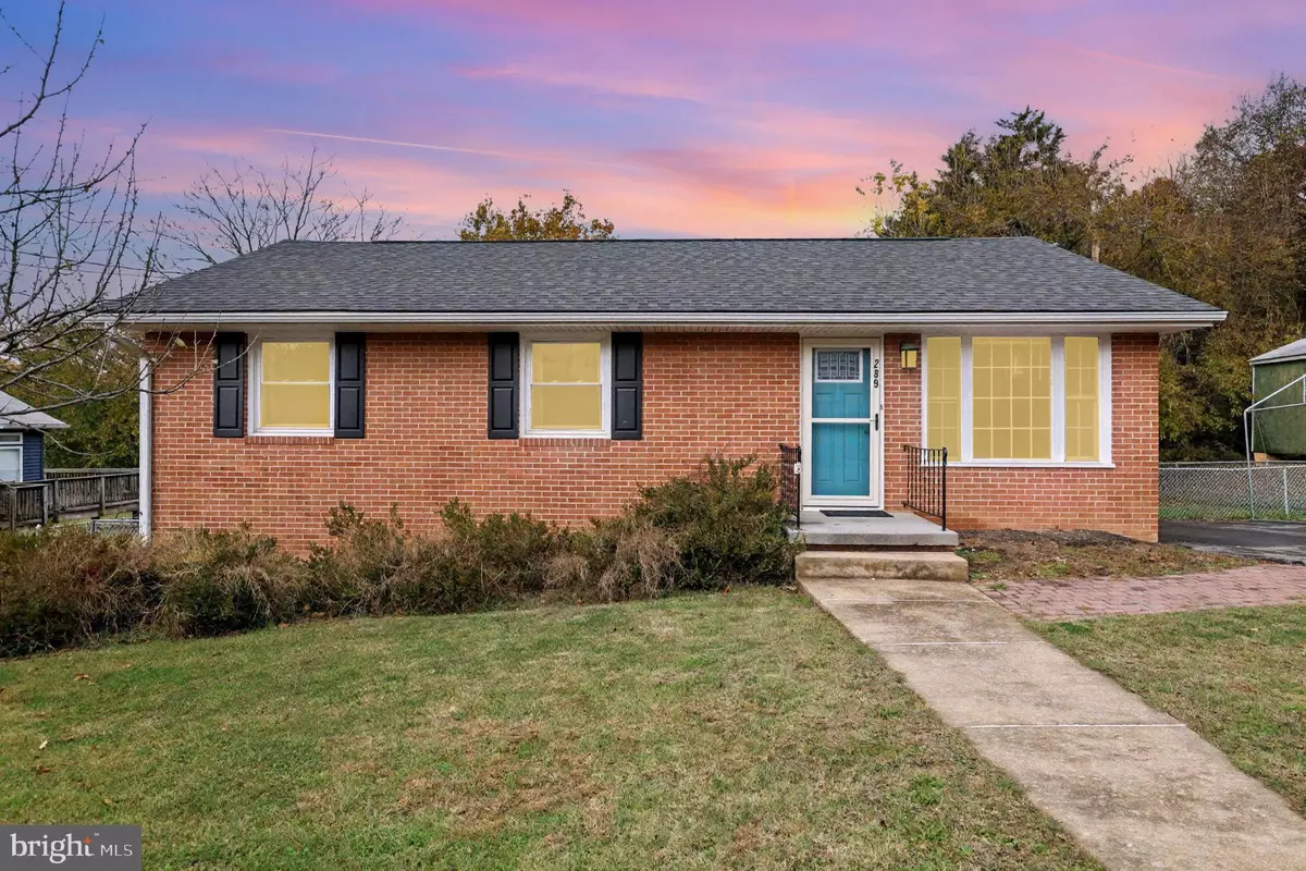 Strasburg, VA 22657,289 LOCUST DR