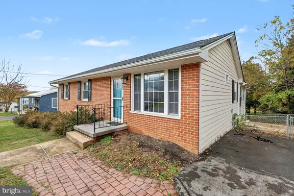 Strasburg, VA 22657,289 LOCUST DR