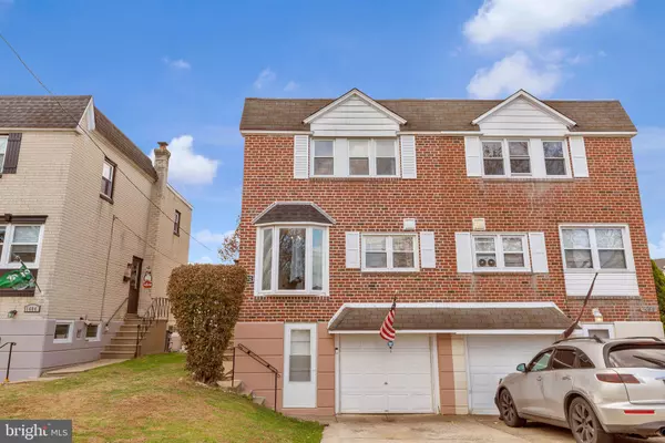 1402 HEMLOCK PL, Philadelphia, PA 19116