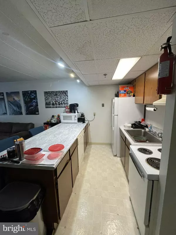 State College, PA 16801,616 E EAST COLLEGE AVENUE #107