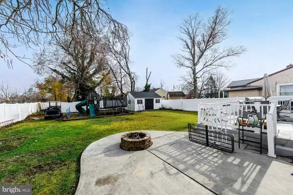 Glassboro, NJ 08028,104 WRIGHT AVE