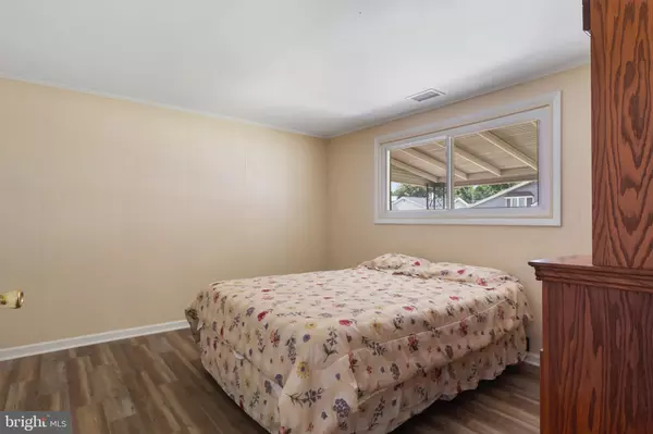 Hamilton, NJ 08690,86 MARK TWAIN DR