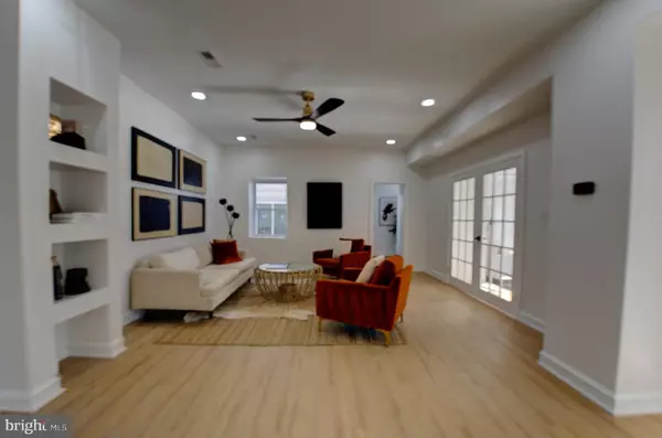 Philadelphia, PA 19143,6217 COBBS CREEK PKWY