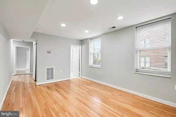 Washington, DC 20001,66 NEW YORK AVE NW #206