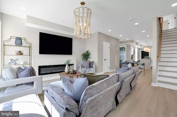 Baltimore, MD 21223,1032 W FRANKLIN ST