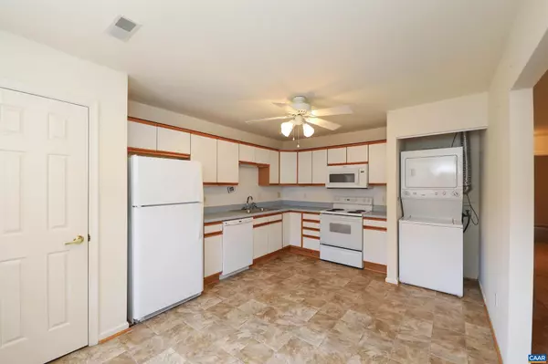 Charlottesville, VA 22901,1422 LILAC CT