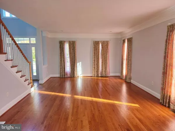 Harleysville, PA 19438,406 HOFFMAN RD