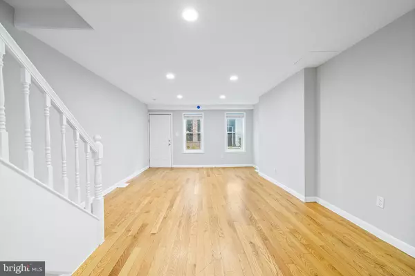 Philadelphia, PA 19148,618 MCCLELLAN ST