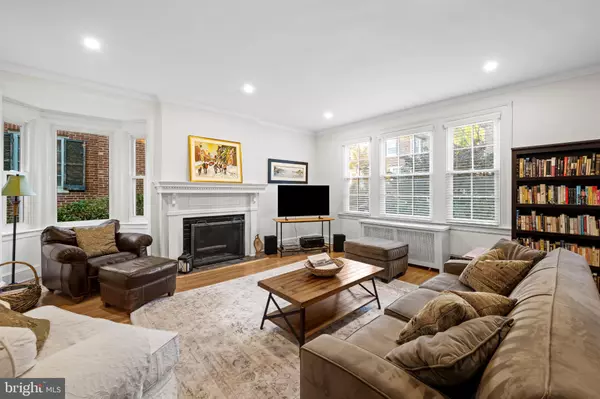 Baltimore, MD 21218,3932 CLOVERHILL RD