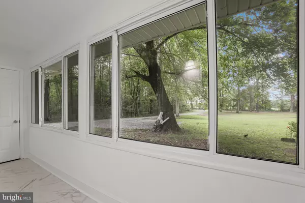 Colonial Beach, VA 22443,1003 CEDAR HILL RD