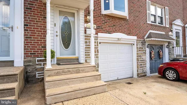 Philadelphia, PA 19154,3045 COMLY RD