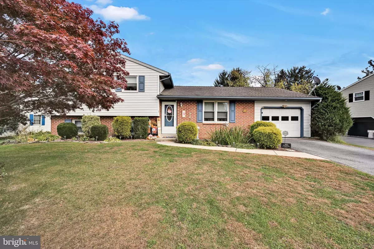 Elizabethtown, PA 17022,137 CLIFF LN