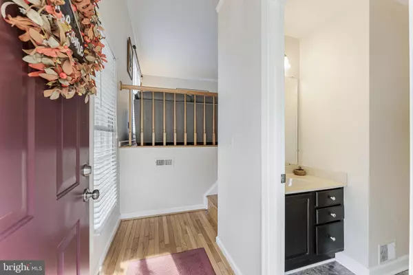 Woodbridge, VA 22192,12165 ABBEY GLEN CT