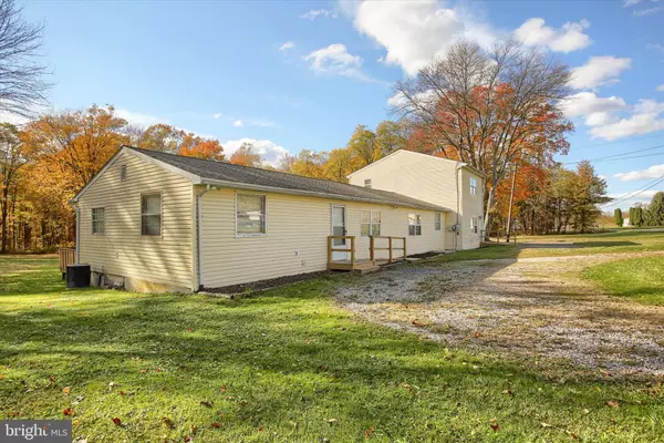 Lewisberry, PA 17339,859 PINETOWN RD