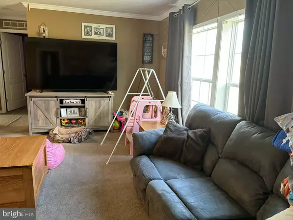 Augusta, WV 26704,296 PLEASANT DALE DR