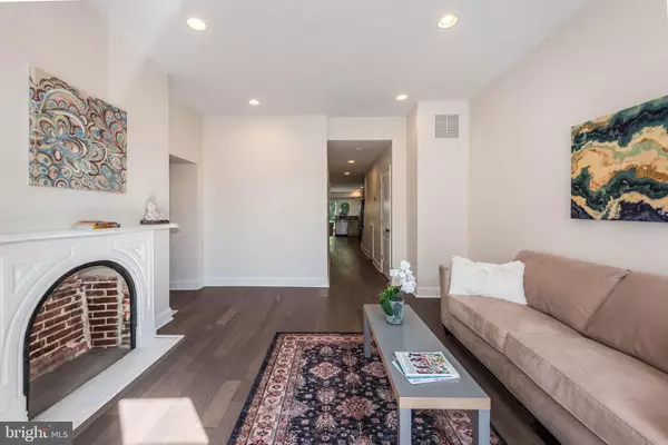 Baltimore, MD 21231,209 S WASHINGTON ST