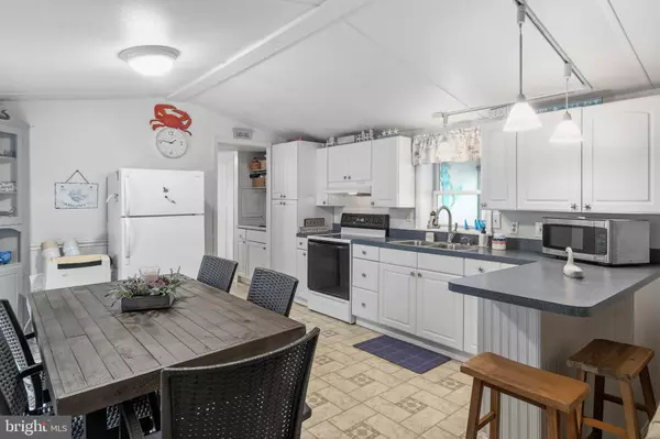 Lewes, DE 19958,31588 OAK CT