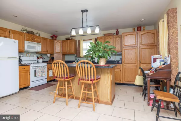 Bear, DE 19701,13 DENISE CT