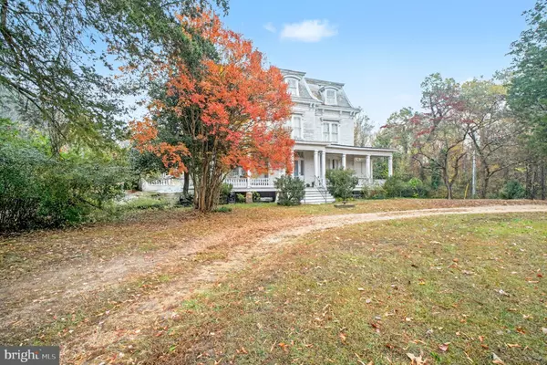 Fredericksburg, VA 22405,900 FICKLEN RD