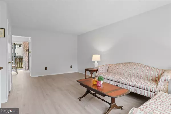 Lorton, VA 22079,8927 WAITES WAY