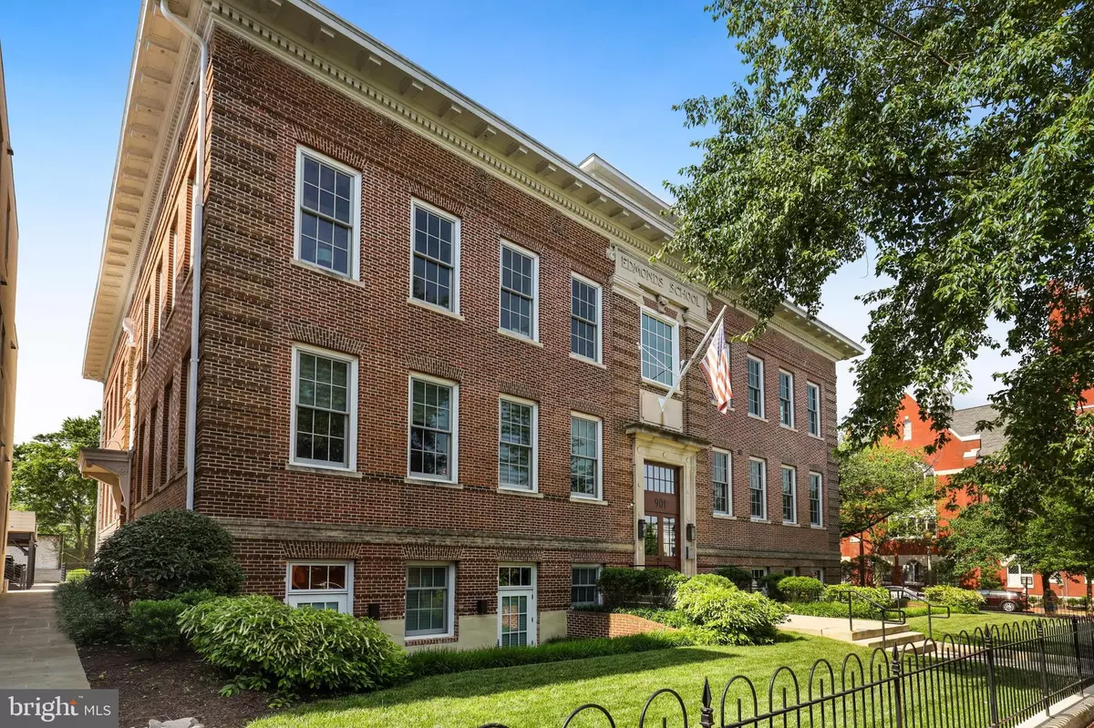 Washington, DC 20002,901 D ST NE #3