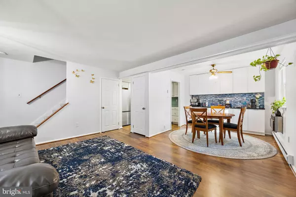 West Grove, PA 19390,117 RAILROAD AVE #A7