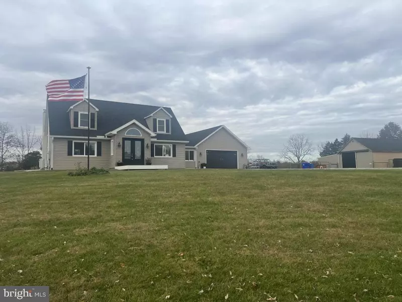 6150A SALEM RUN RD, Dover, PA 17315