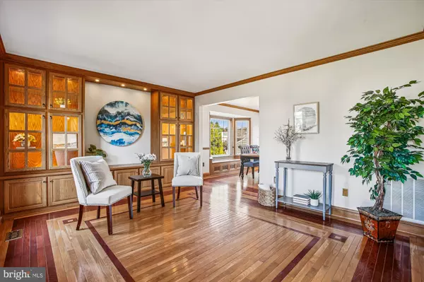 Woodbridge, VA 22193,15715 BEAU RIDGE DR