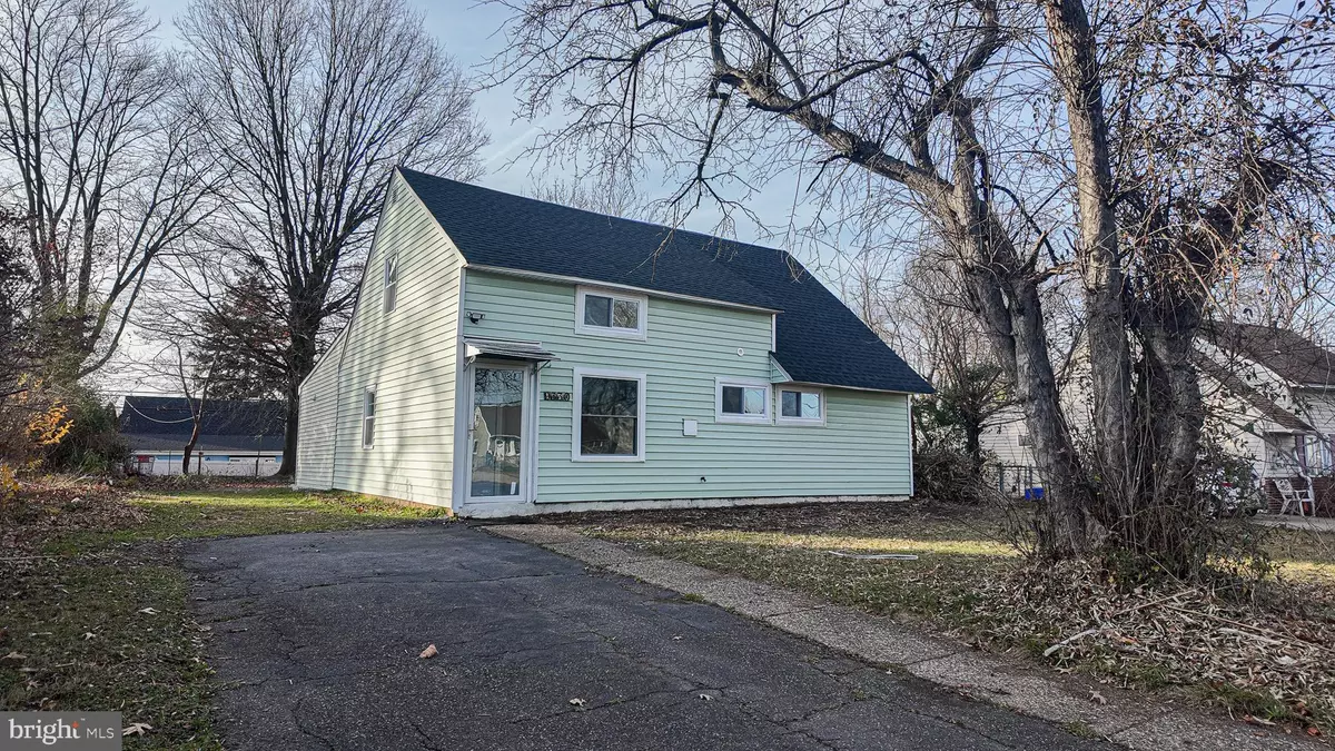 Philadelphia, PA 19114,9330 ACADEMY RD