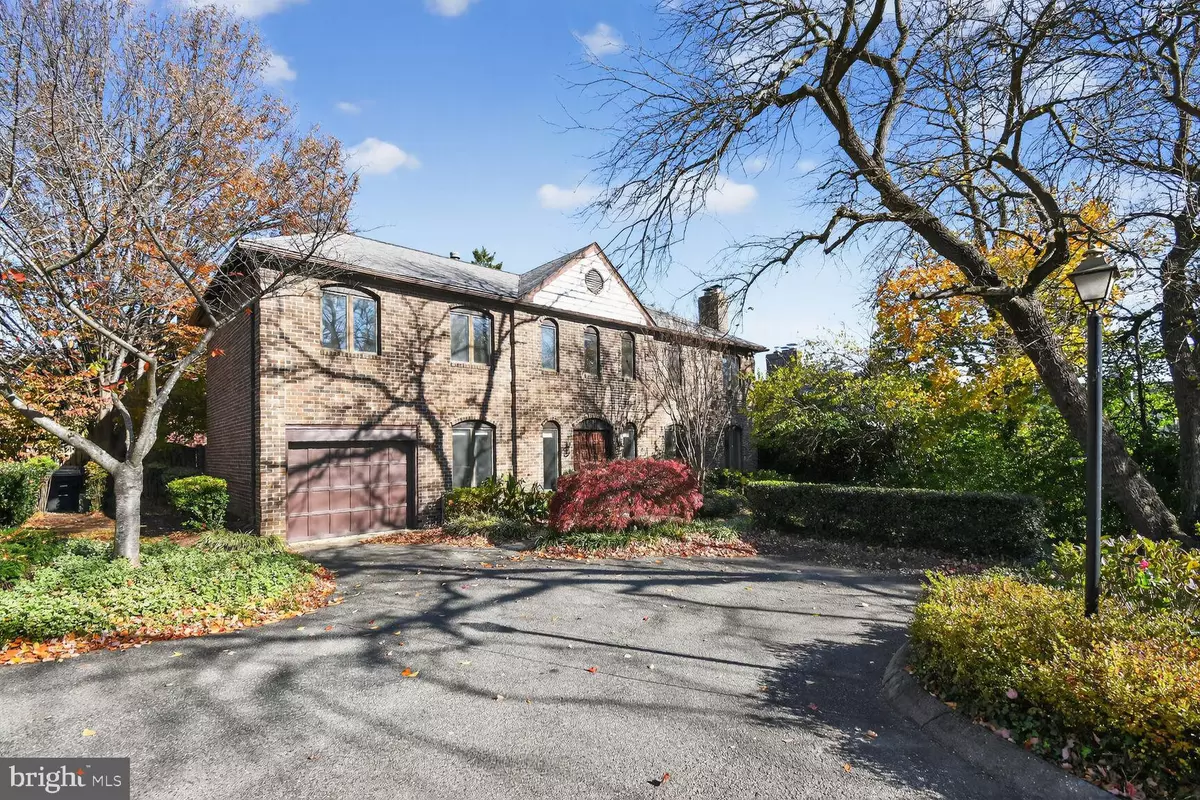 Washington, DC 20008,3227 ELLICOTT ST NW