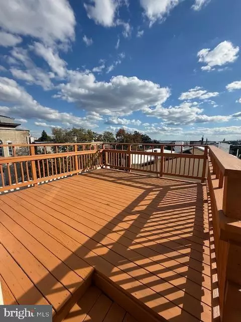 Baltimore, MD 21231,2245 EASTERN AVE