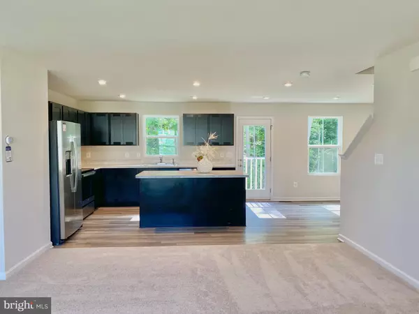 Stafford, VA 22554,612 MCFERREN RD