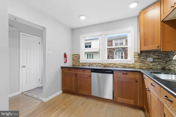 Bensalem, PA 19020,393 RUTGERS CT